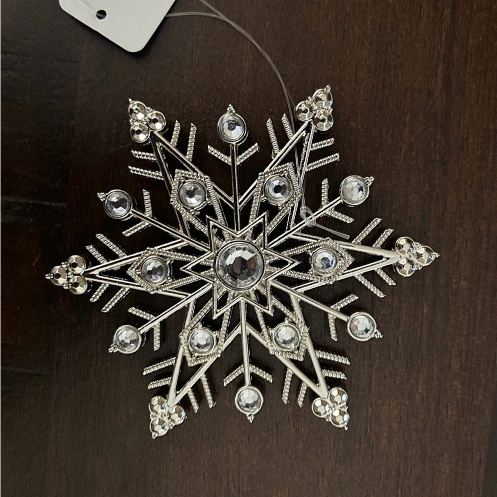 Bath & Body Works Silver Crystal Snowflake Magnetic Candle Topper